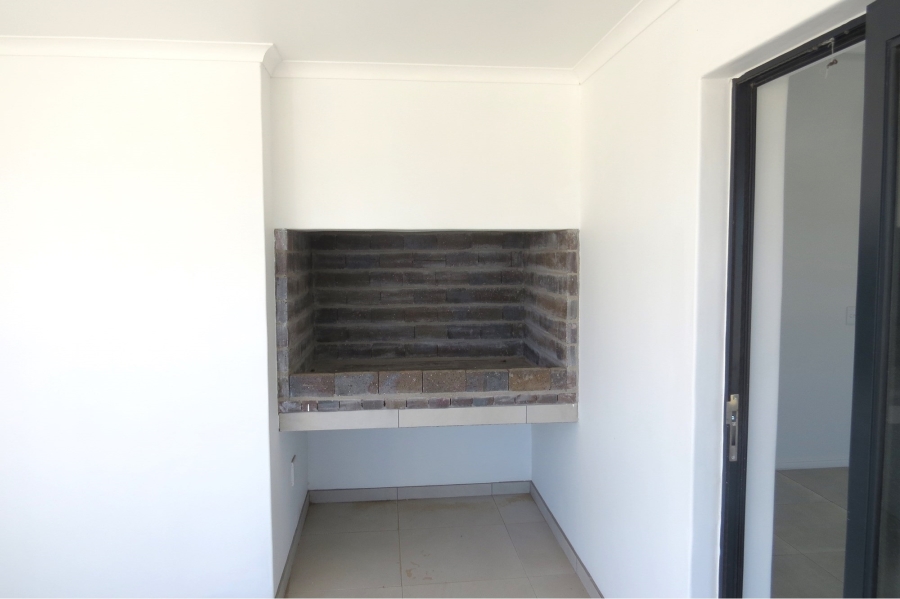 3 Bedroom Property for Sale in Golden Mile Western Cape